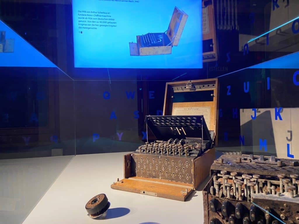 Verschlüsselungsmaschine im Deutsches Spionagemuseum Berlin