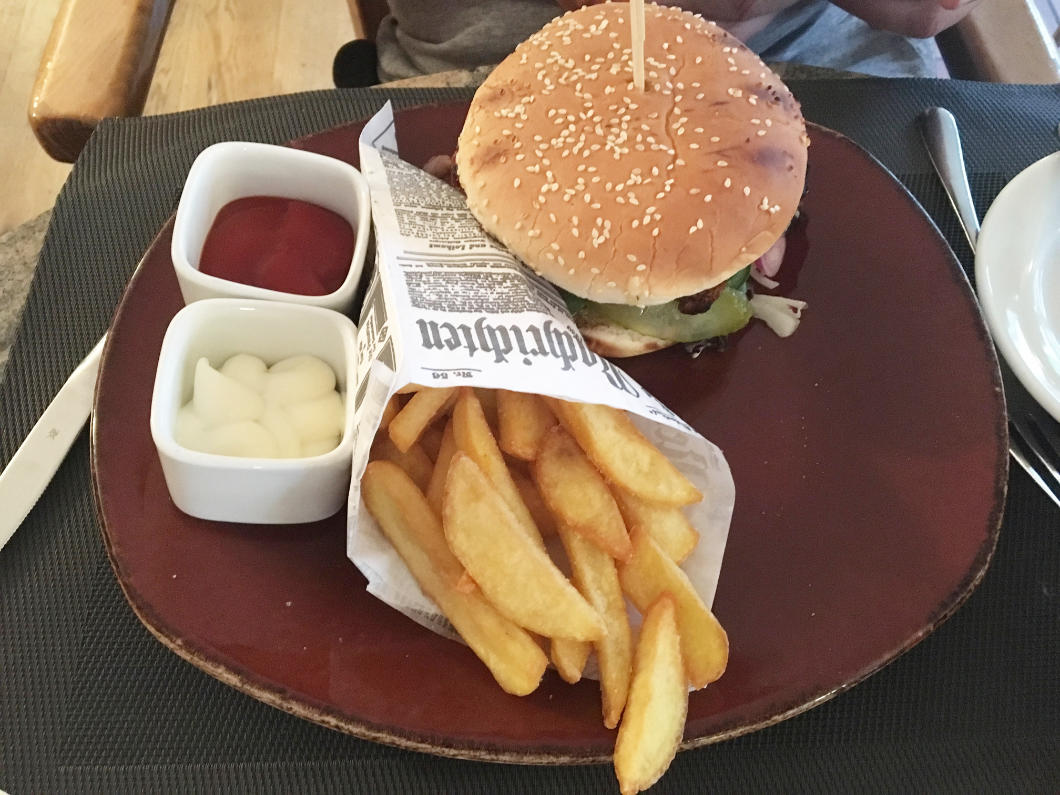 Burger im Hotel Best Western Halle-Merseburg