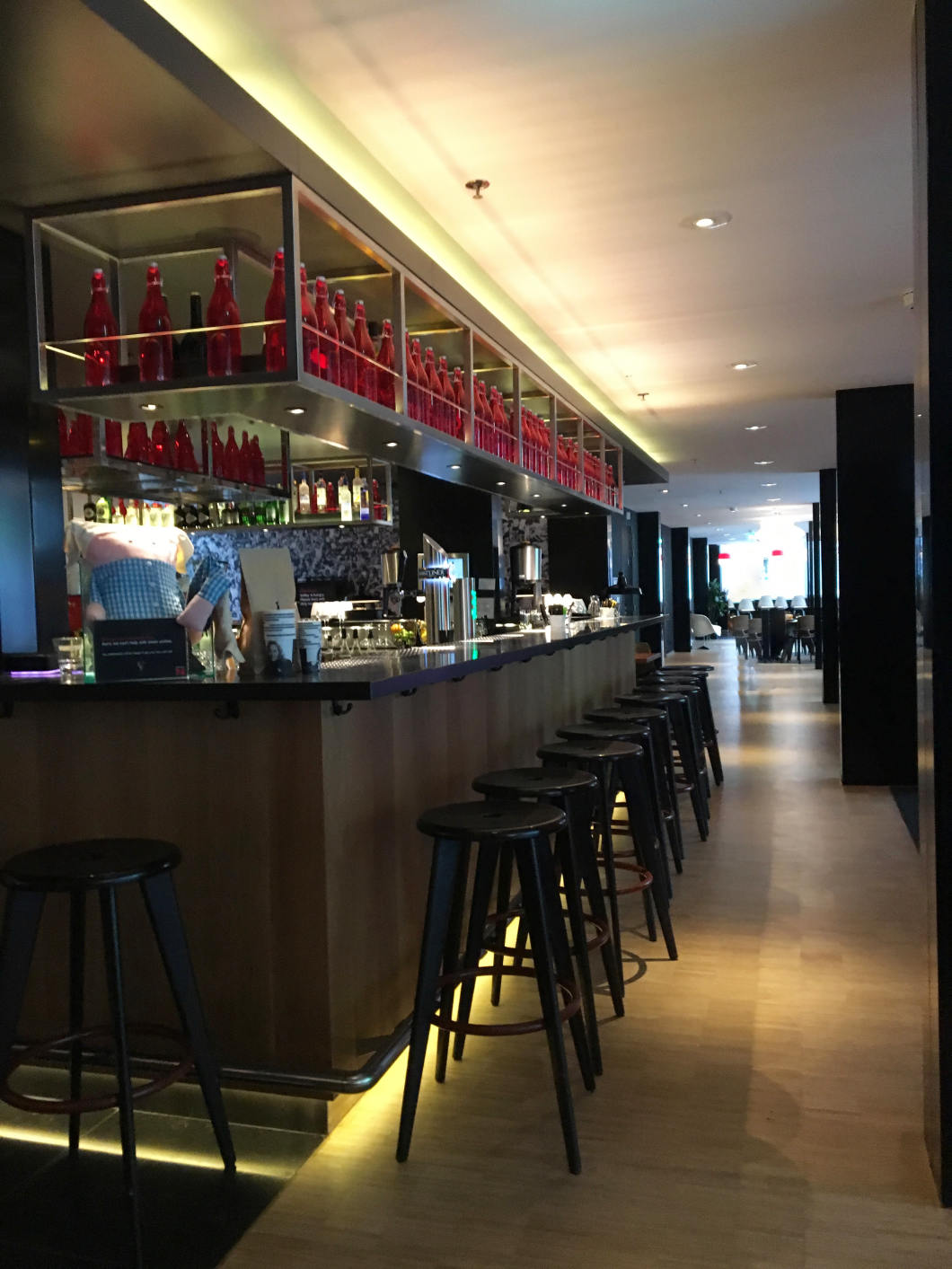 CitizenM Amsterdam South Hotel - a great hotel for your city break