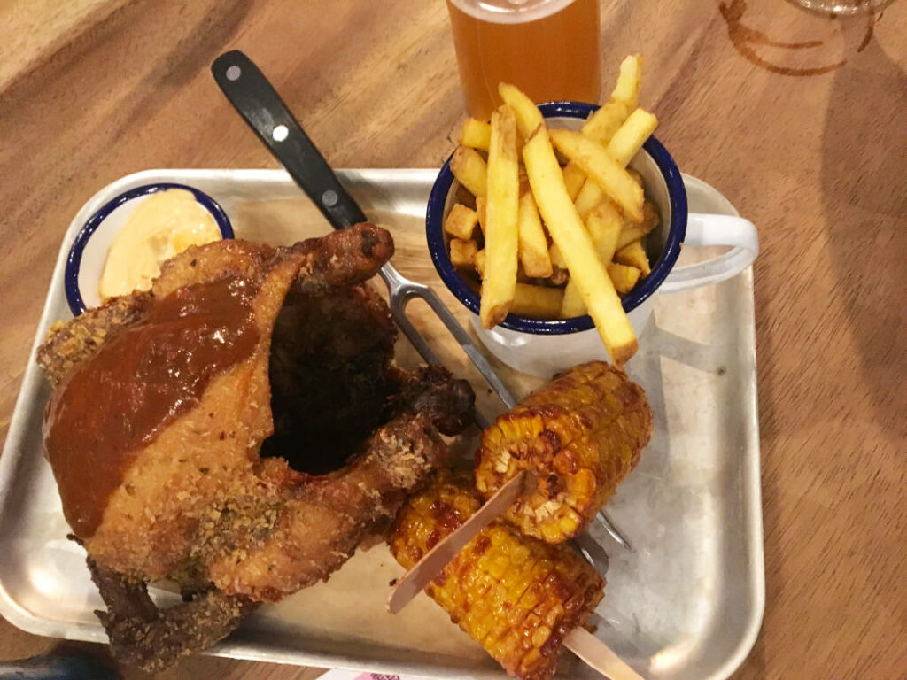 Essen im BrewDog DogTap Berlin
