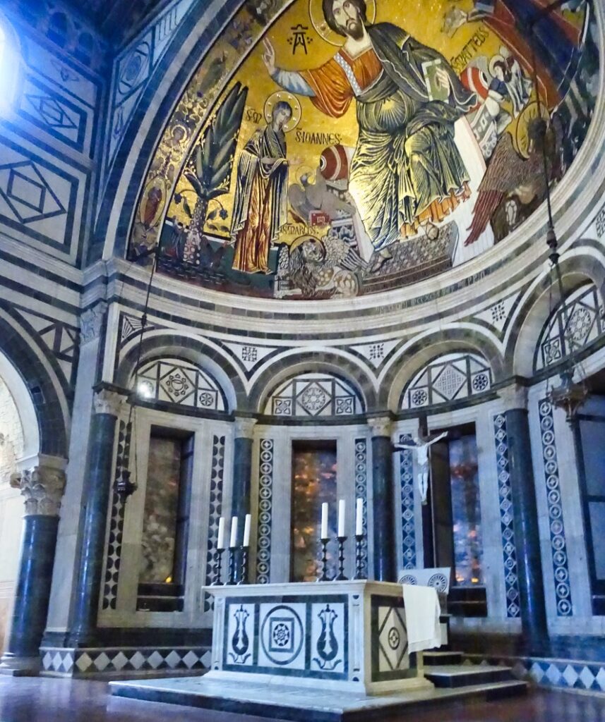 Basilika San Miniato al Monte, der Altar