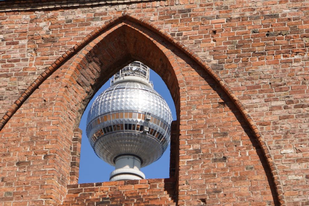 Klosterruine Berlin mit Berliner Fernsehturm