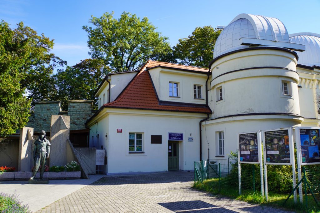 Planetarium auf dem Petřín