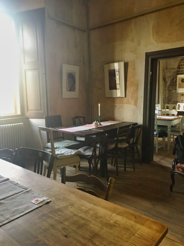 Café im Kloster