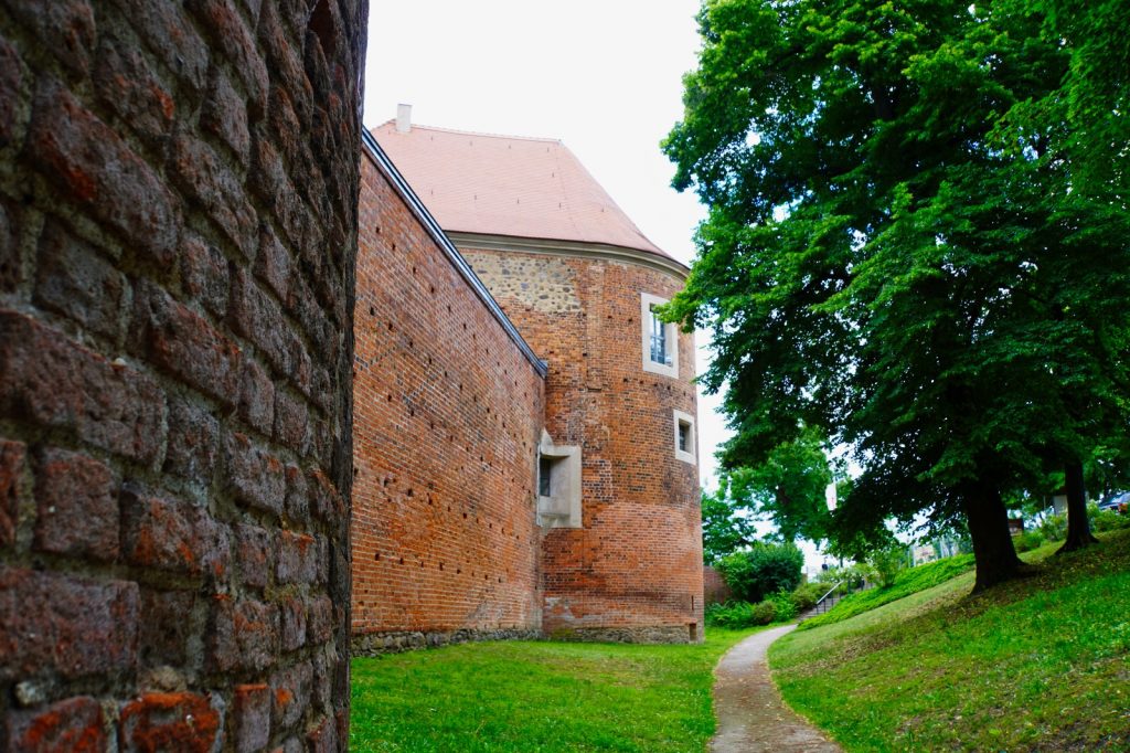 Außenmauern der Burg Eisenhardt