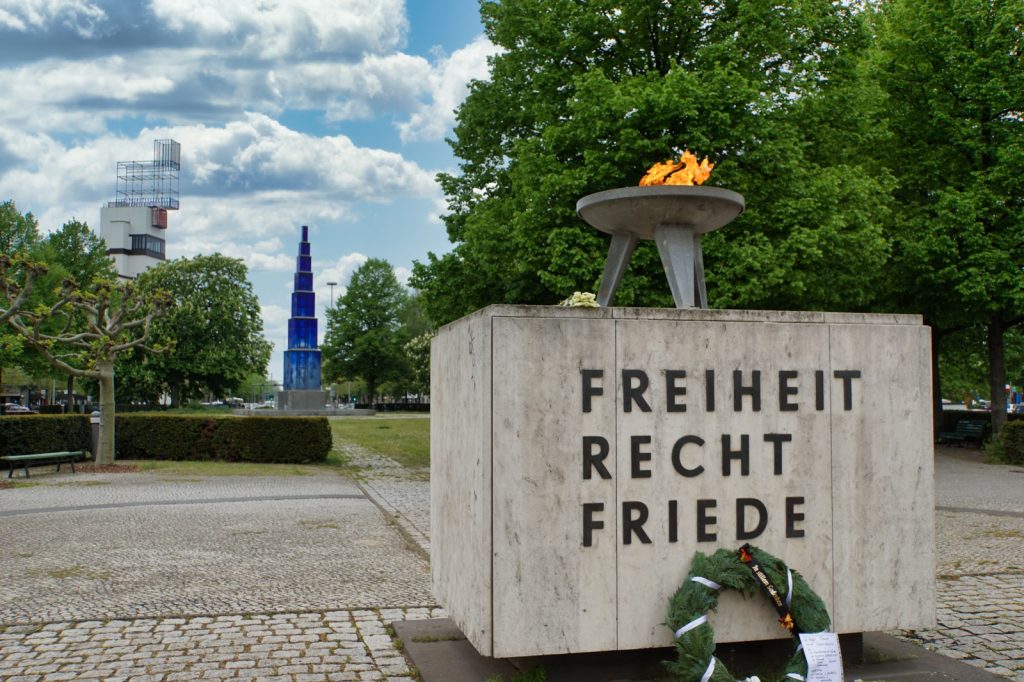Theodor Heuss Platz in der Nähe vom Berliner Funkturm