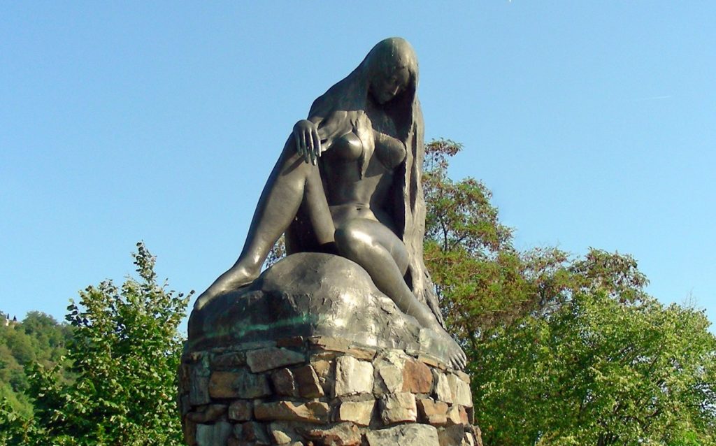 Loreley Statue am Rhein
