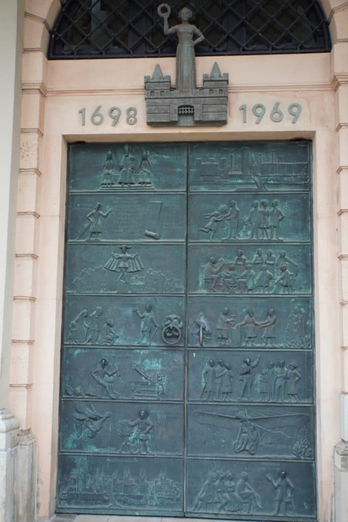 Magdeburger Rathaus Tür