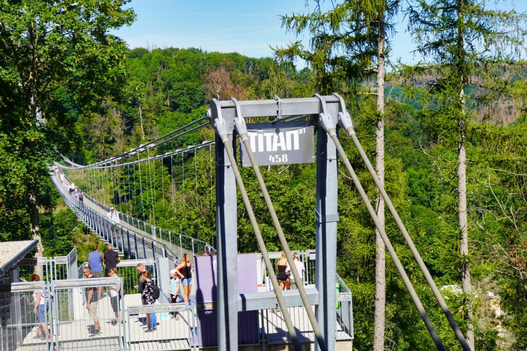 Ausgang der TITAN Hängebrücke im Harz