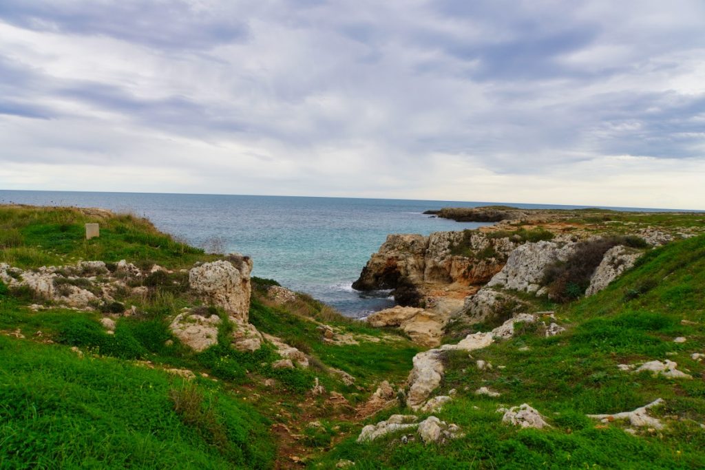 Steilküste in Apulien
