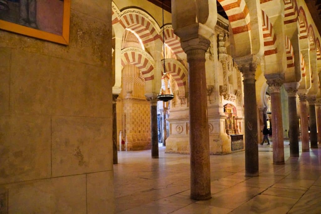 Säulen in der Moschee von Córdoba