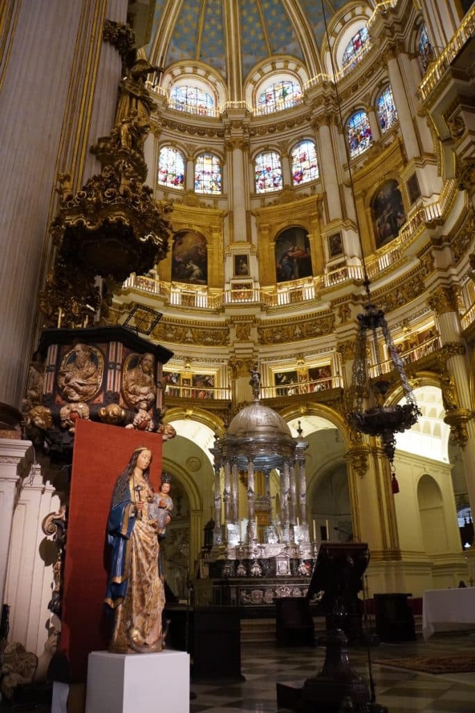 Kathedrale von Granada der Altar
