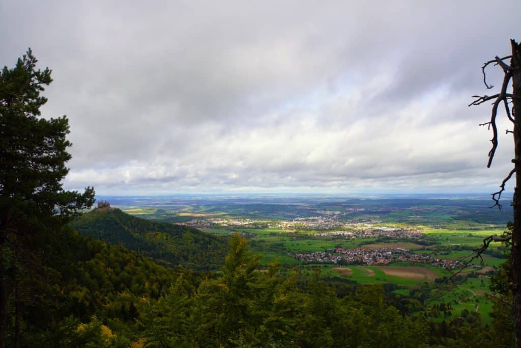 Ausblick auf dem Traufgang Zollernburg-Panorama