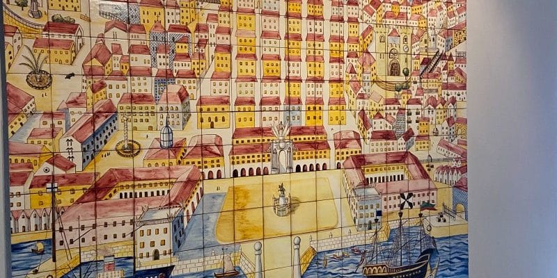 modern gestaltete Wandfliesen, 7 Tipps bei Regen in Lissabon