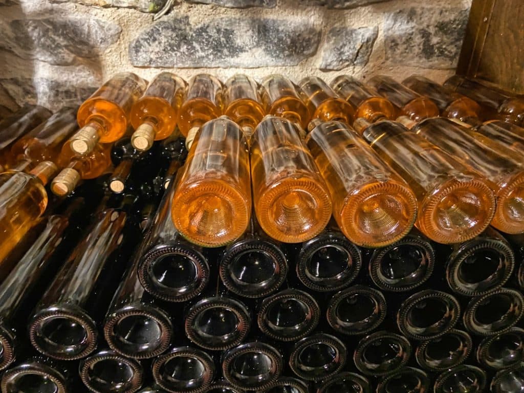 gelagerte Weinflaschen