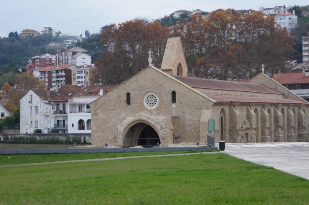 Ruine des Klosters Santa Clara-a-Velha