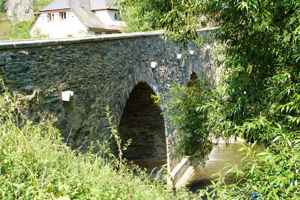 Rabštejn nad Střelou mittelalterliche Steinbrücke