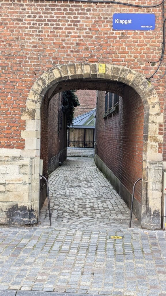 Klapgat - Hörrohr Rundgang durch Mechelen