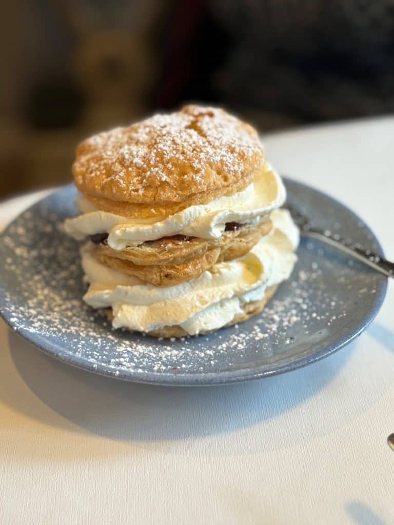 Kuchen essen auf Föhr