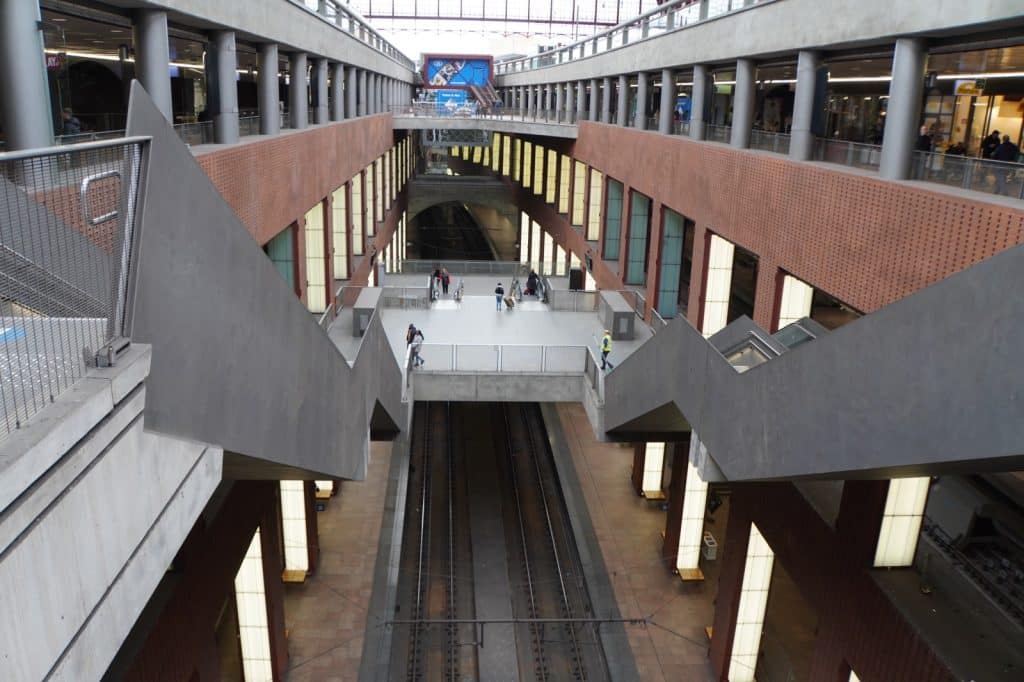 Bahnhof von Antwerpen untere moderne Ebenen