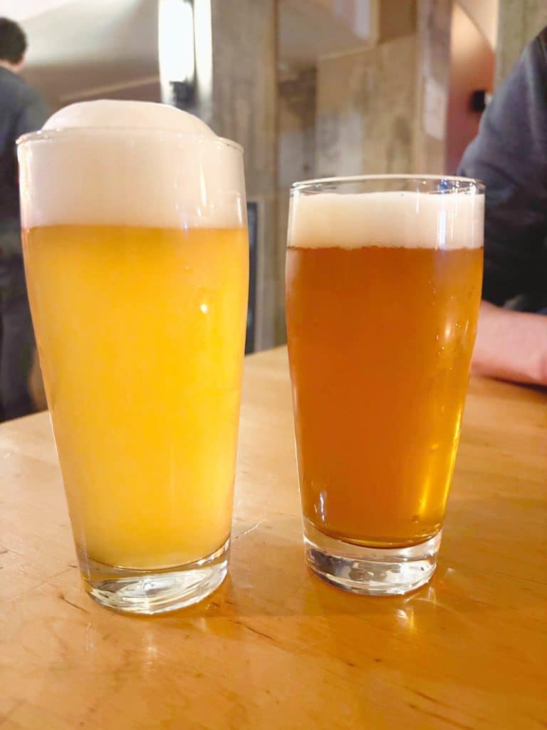 Vagabund Brauerei : zwei verschiedene Biere