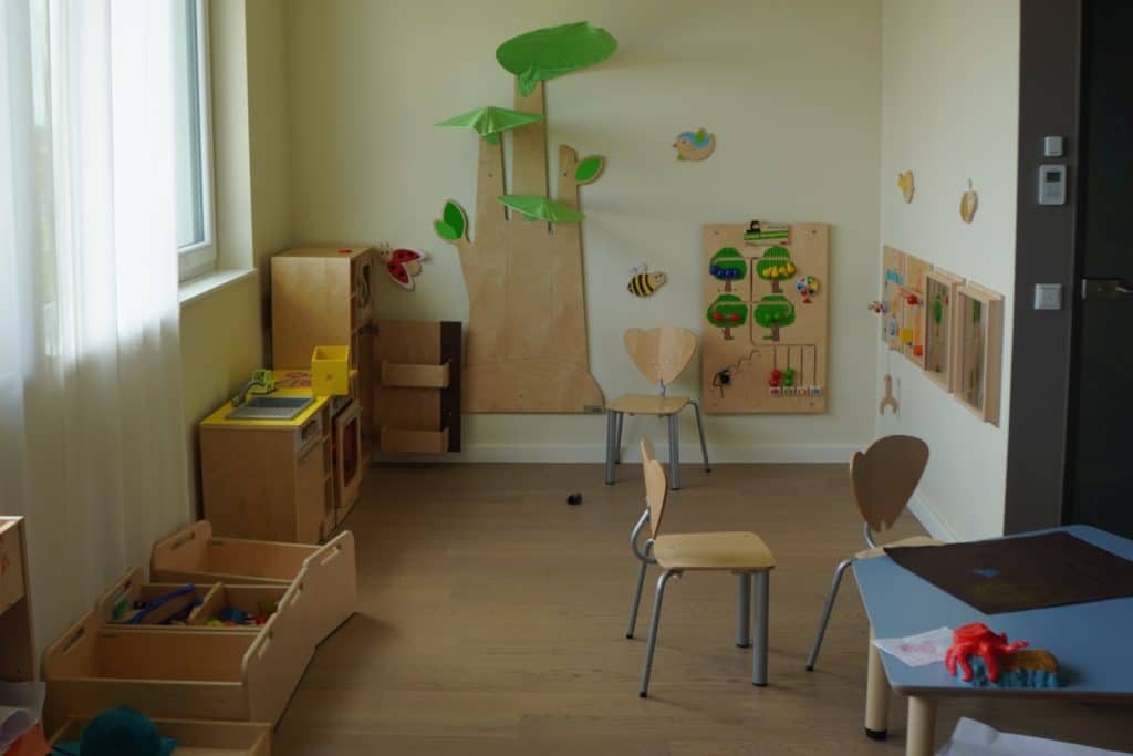 Raum für Kinder im harry's home Hotel in München-Moosach