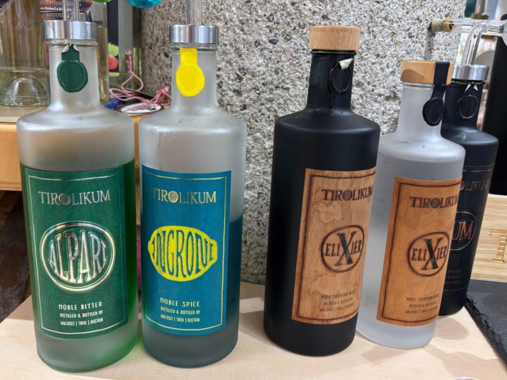 Kaiserwinkl Aktivitäten: Gin Tasting