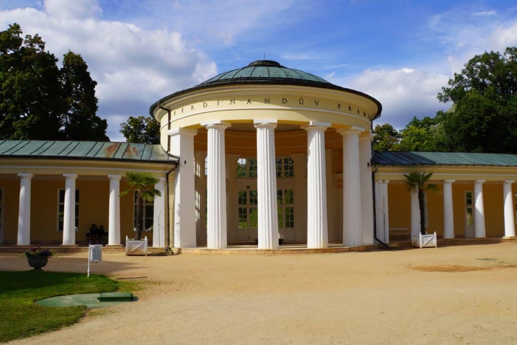 Gebäude mit Heilquelle in Marienbad
