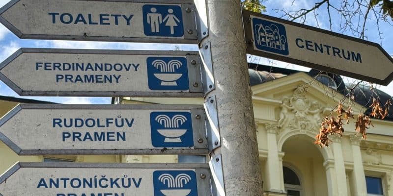 Kur Marienbad: Hinweis auf verschiedene Heilquellen