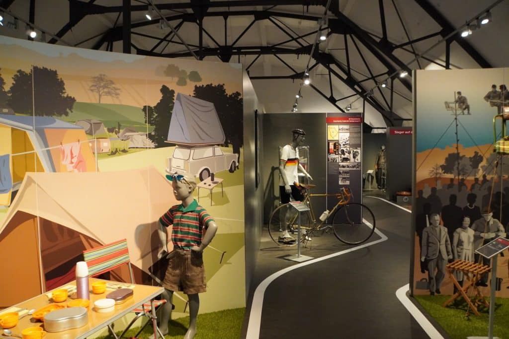 Textil- und Rennsportmuseum Hohenstein-Ernstthal: Abseits der Rennsportpiste