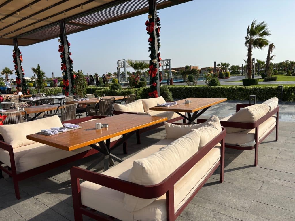 Rixos Radamis: frühstücken in der Sonne