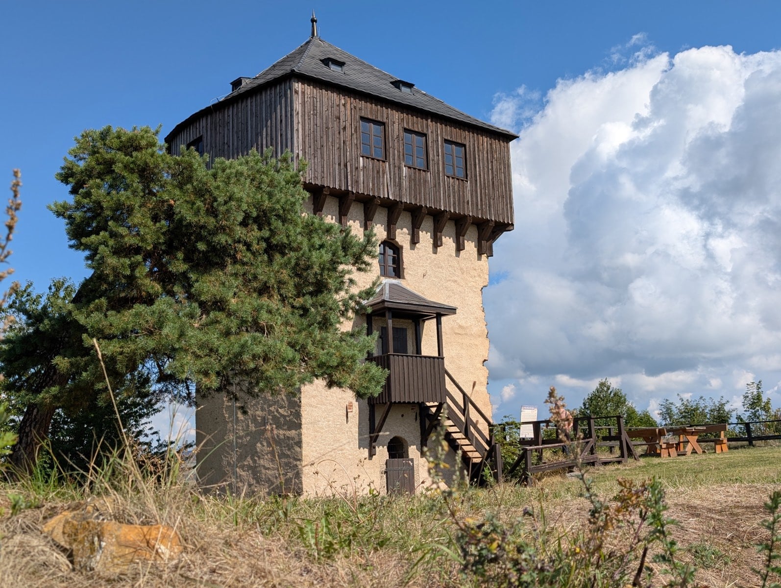 Burg Hartenštejn: Ein Ausflugstipp für Familien und Entdecker